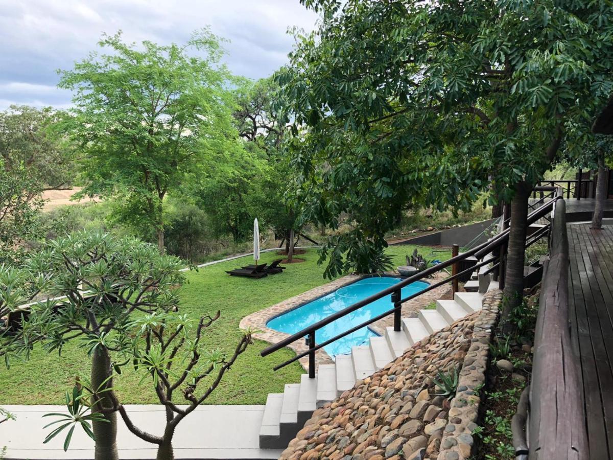 Emhosheni River Lodge *