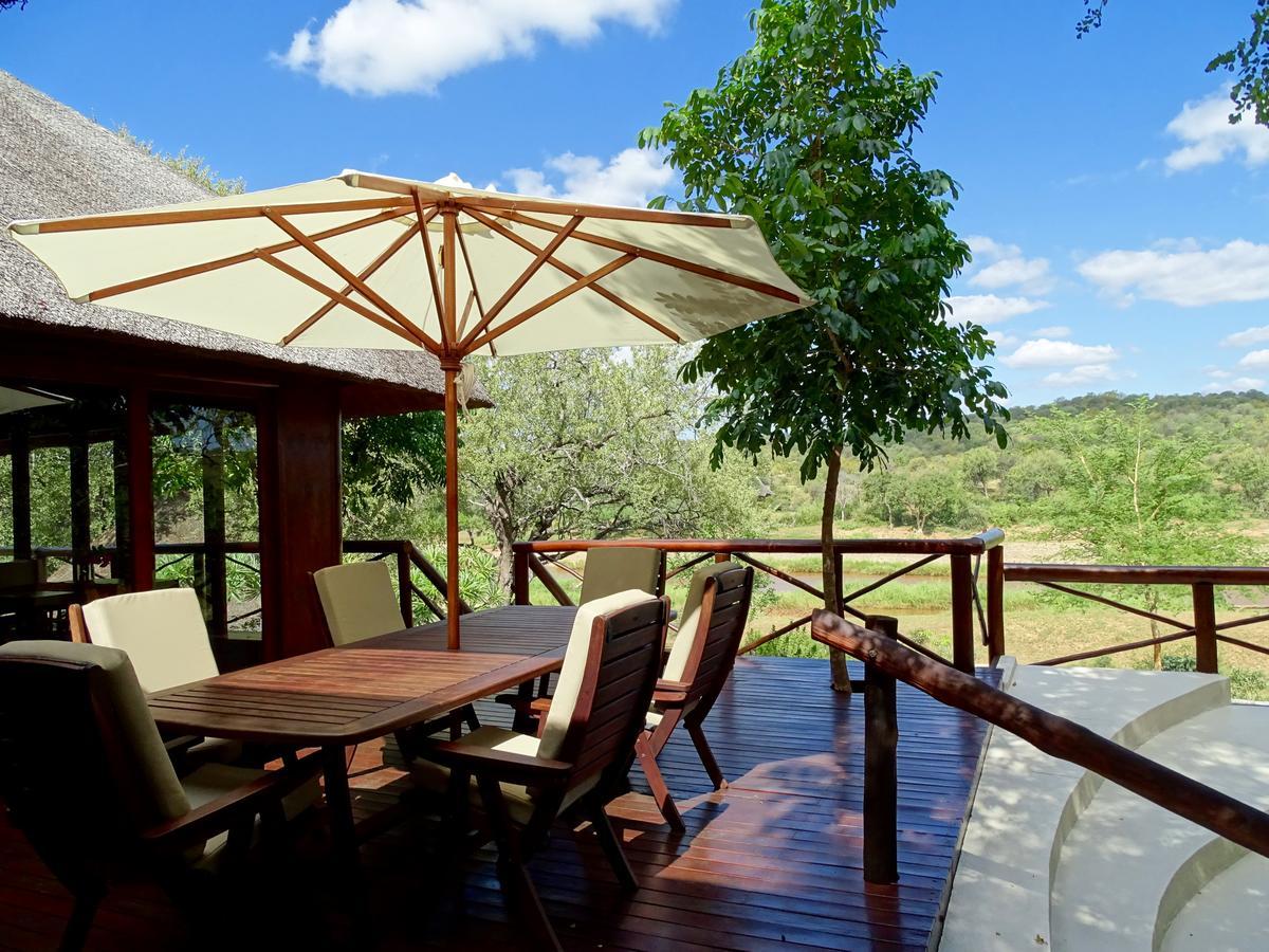 Emhosheni River Lodge *