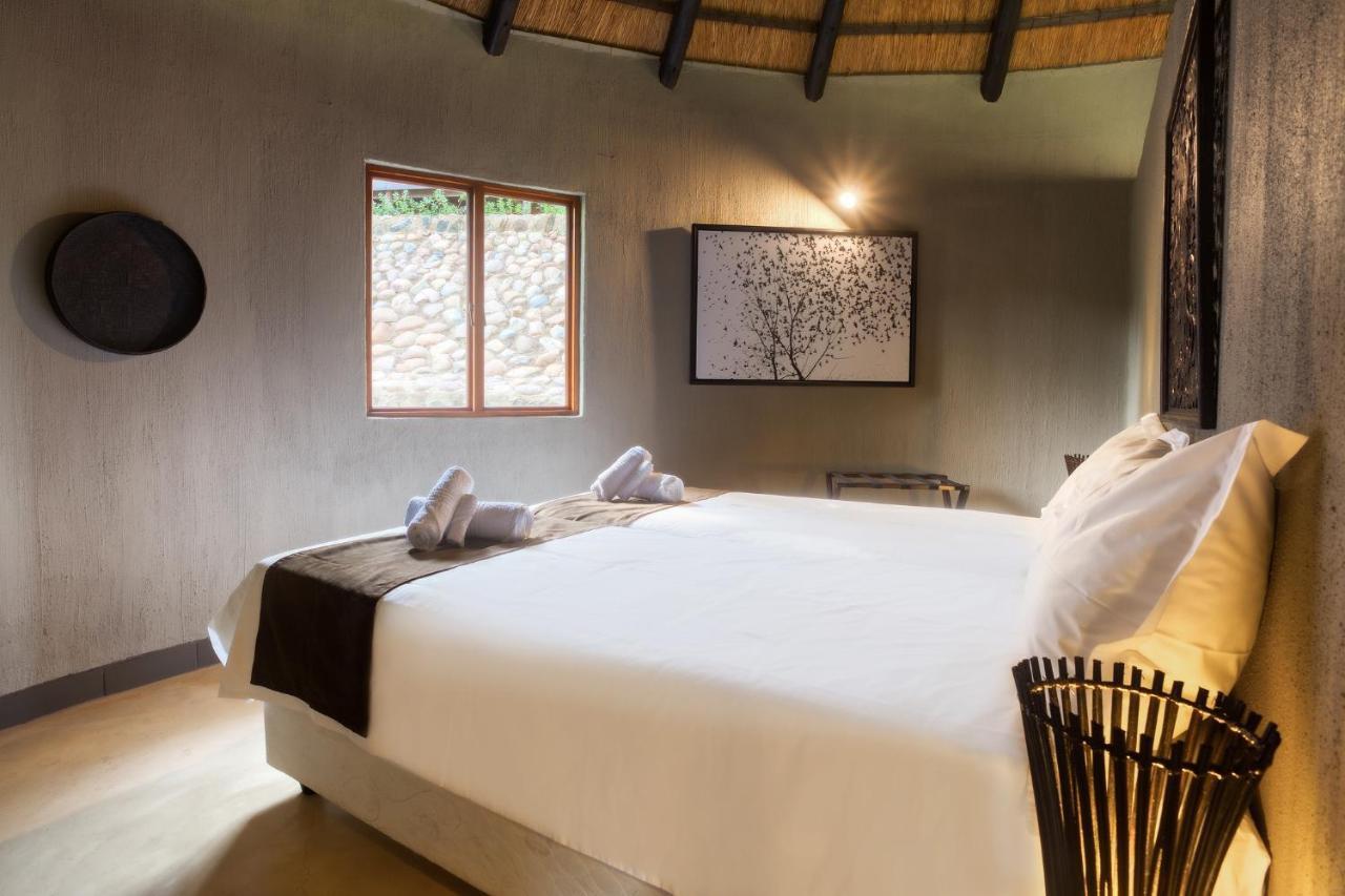 Emhosheni River Lodge *