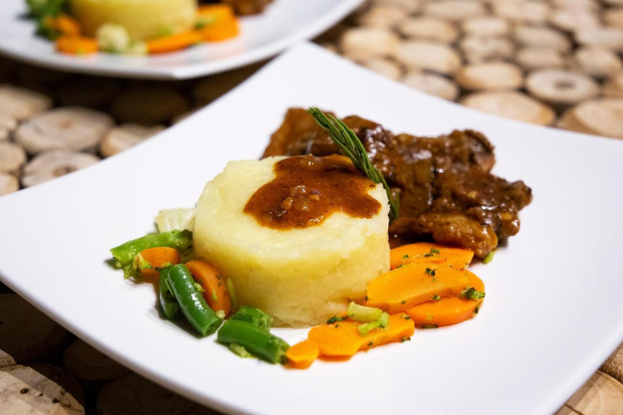 Emhosheni River Lodge